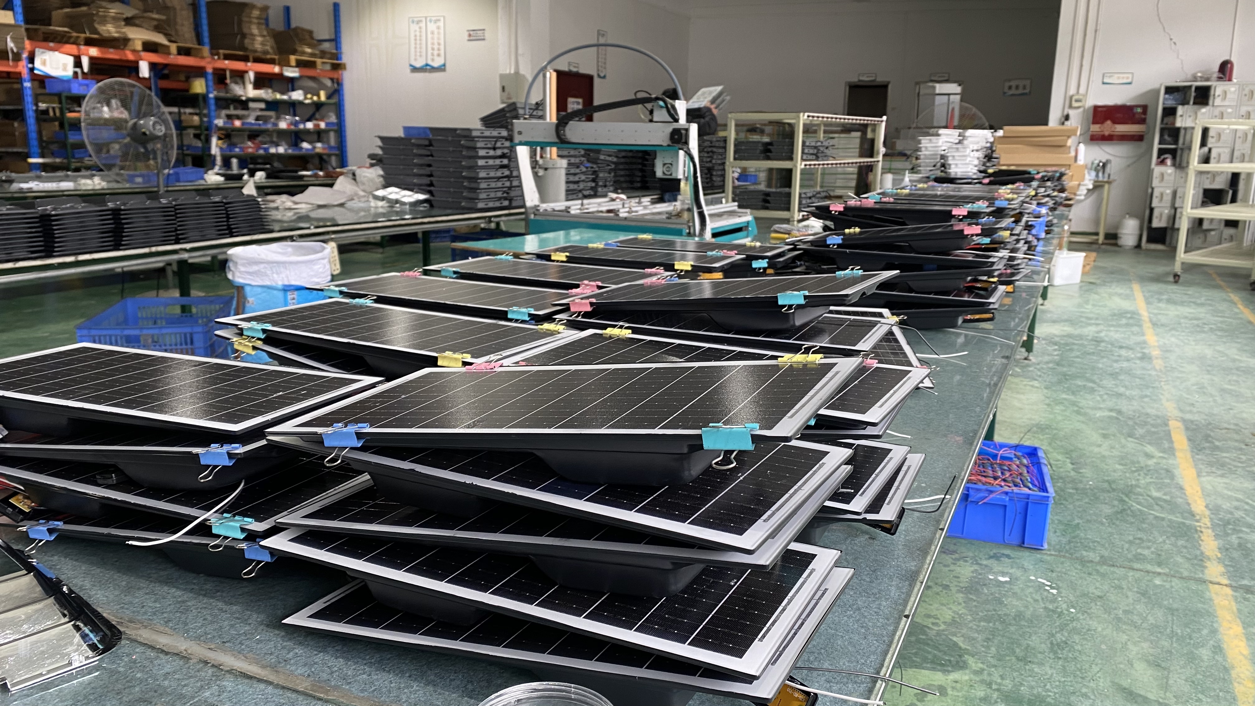 太陽能一體化路燈-方盒(圖5) 太陽能一體化路燈-方盒(圖5)